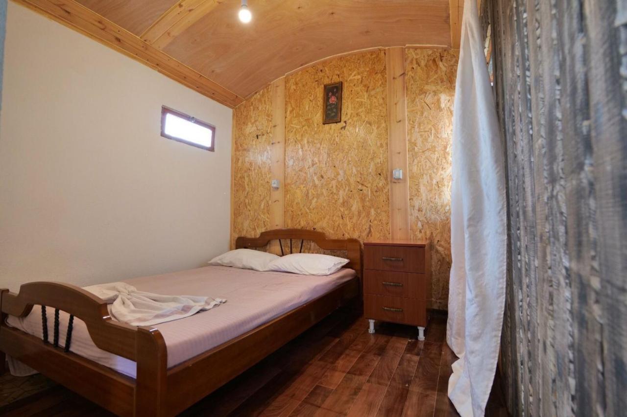 Tropikal Freskia Bunec Saranda Kültér fotó