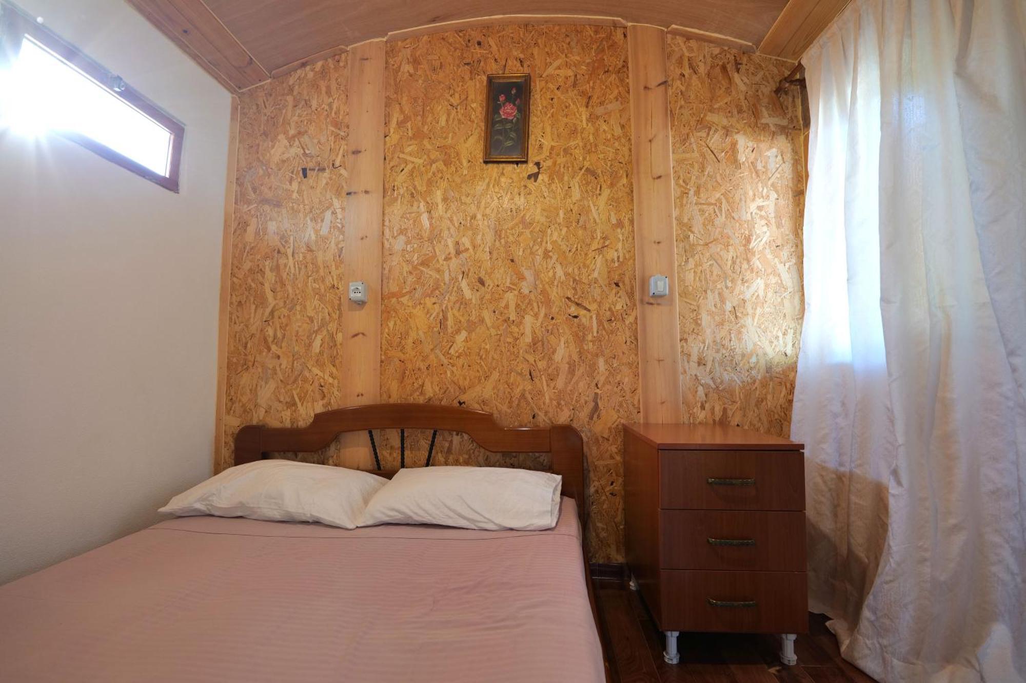 Tropikal Freskia Bunec Saranda Kültér fotó